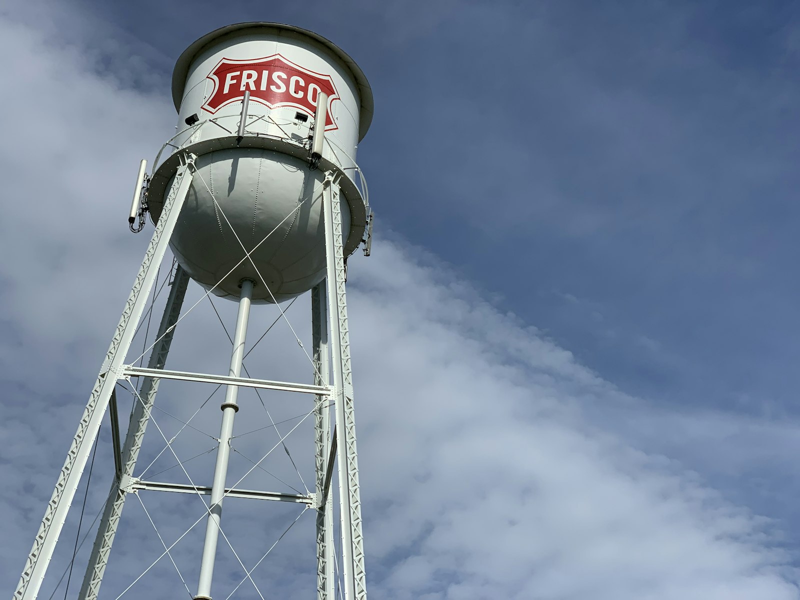 The historic Frisco water tower, the landmark of the Frisco and Prosper growth corridor south of Waggin’ Tail Ranch RV Resort