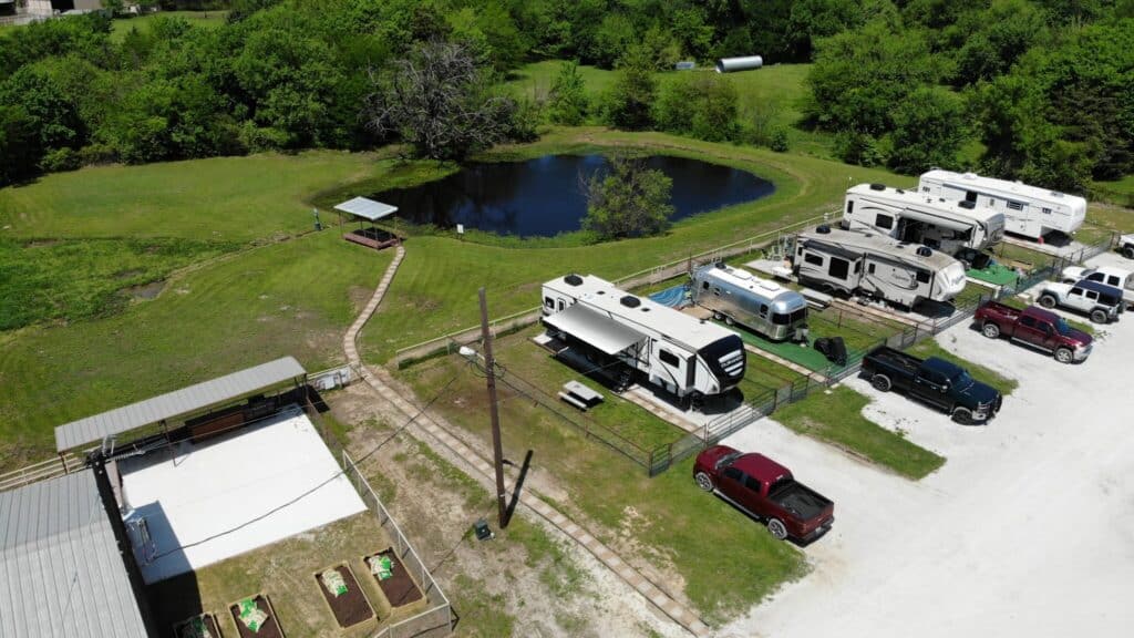 Image of the dog pond at Waggin' Tail RV Resort